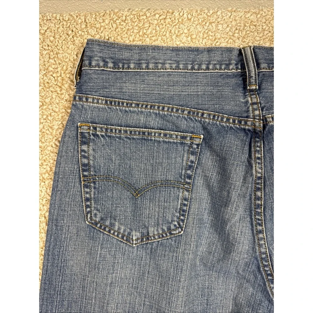Levis waist measure
